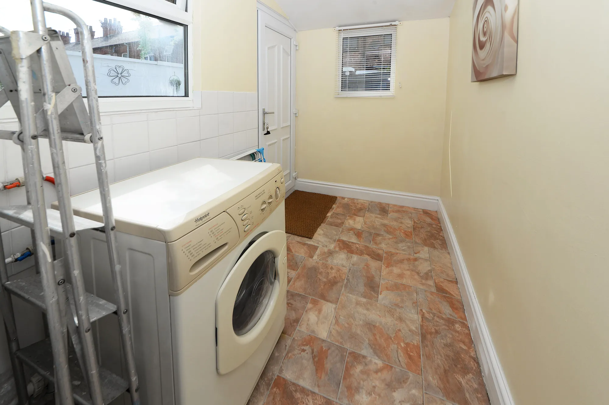 2 bed house for sale in Smallshaw Lane, Ashton-Under-Lyne  - Property Image 11