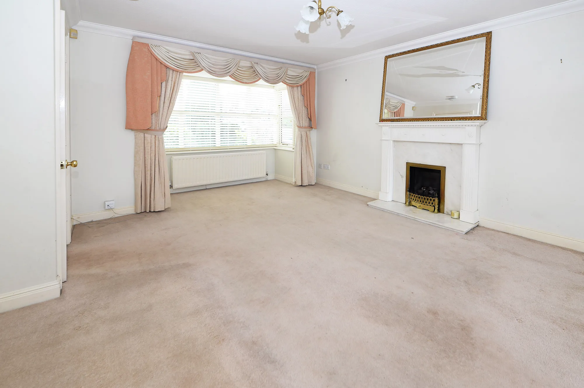 4 bed detached house for sale in Canterbury Close, Dukinfield  - Property Image 3