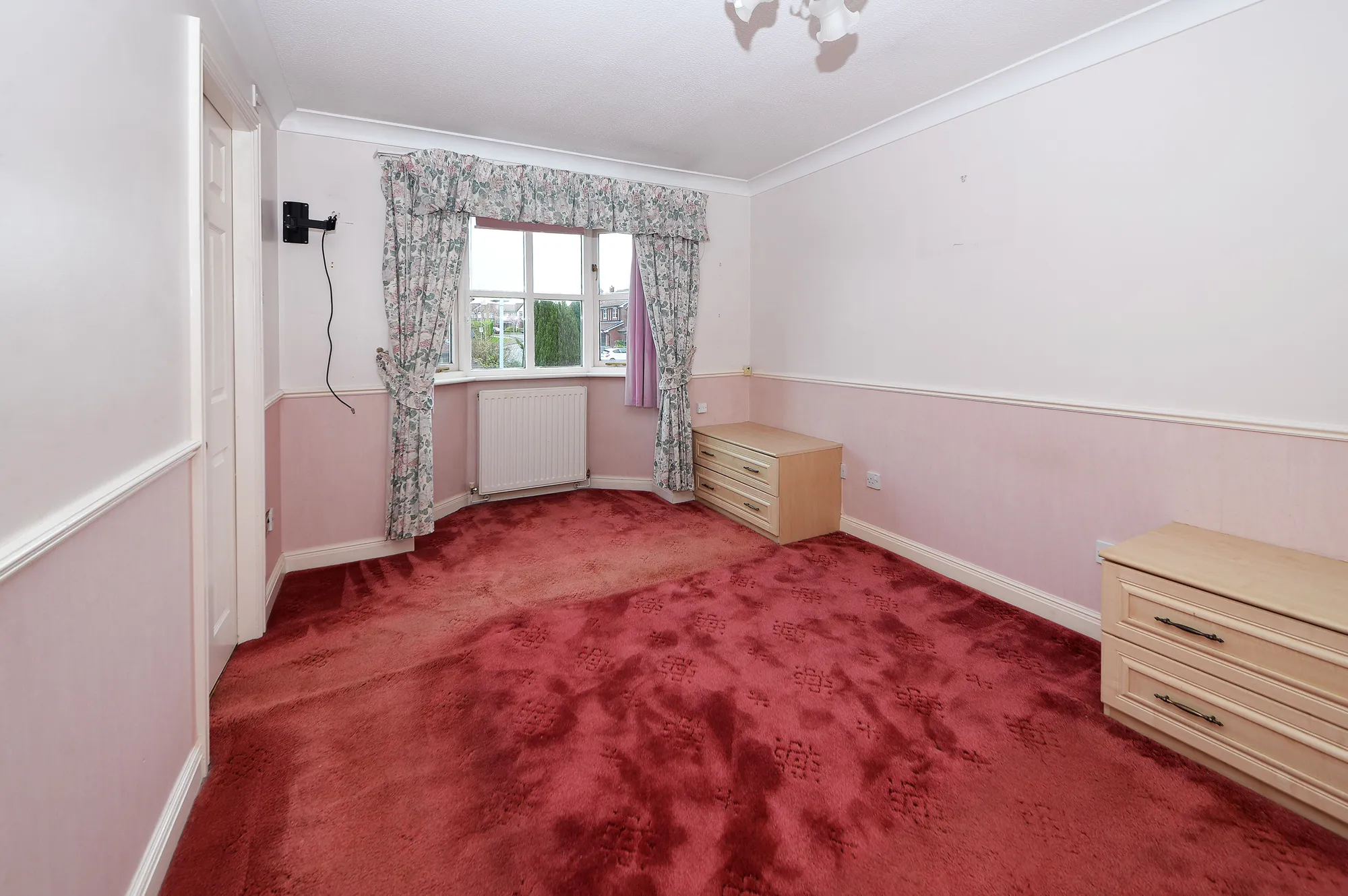 4 bed detached house for sale in Canterbury Close, Dukinfield  - Property Image 17