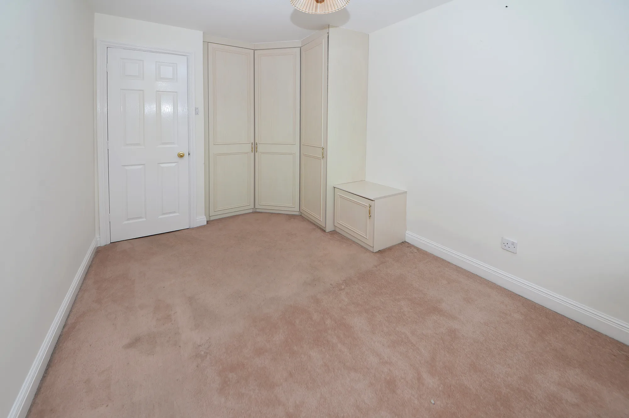 4 bed detached house for sale in Canterbury Close, Dukinfield  - Property Image 25