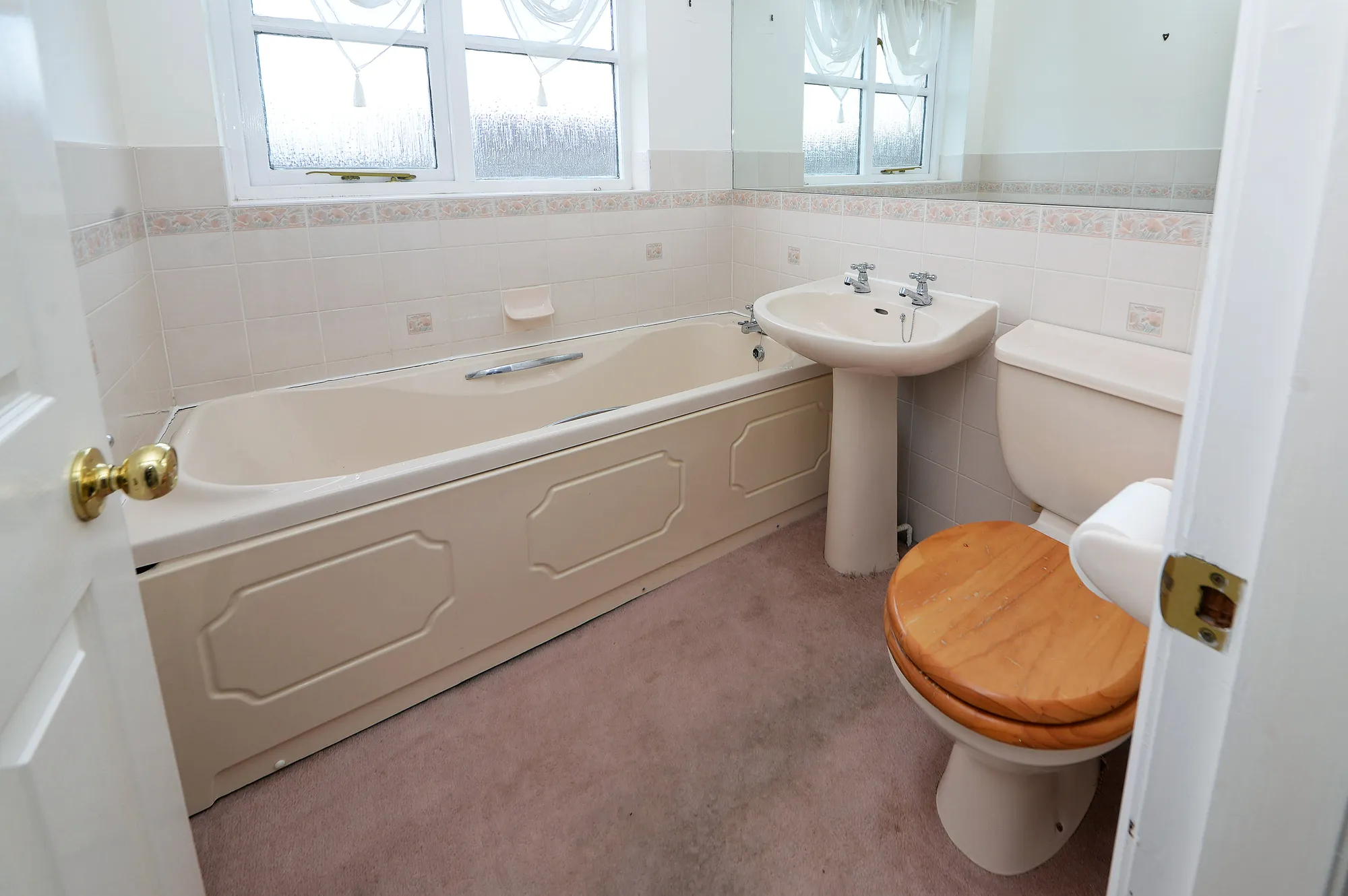 4 bed detached house for sale in Canterbury Close, Dukinfield  - Property Image 26