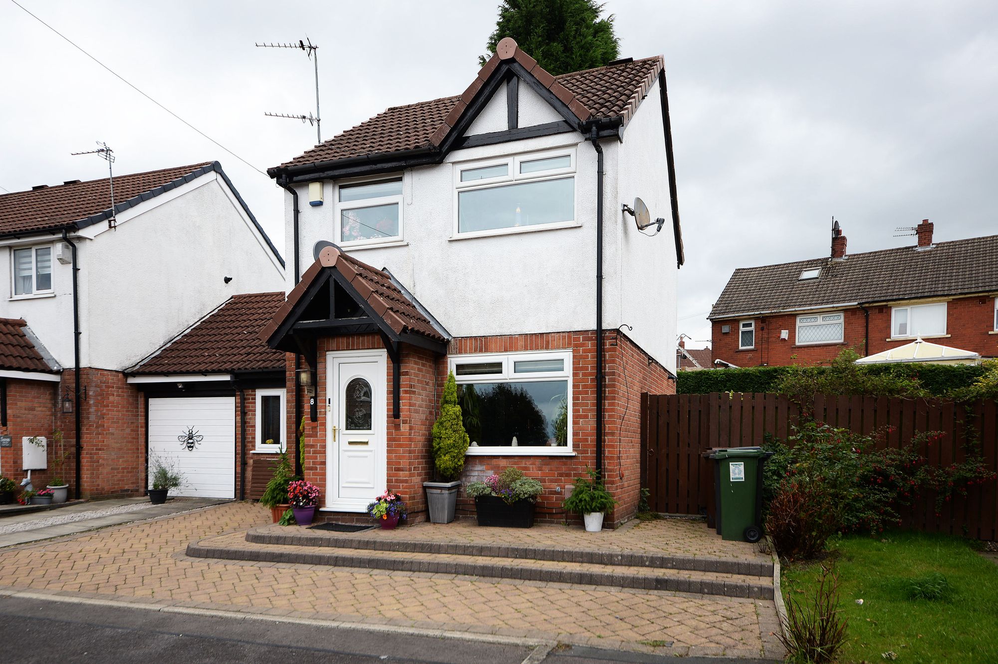 3 bed link detached house for sale in Eaton Drive, Ashton-Under-Lyne  - Property Image 30