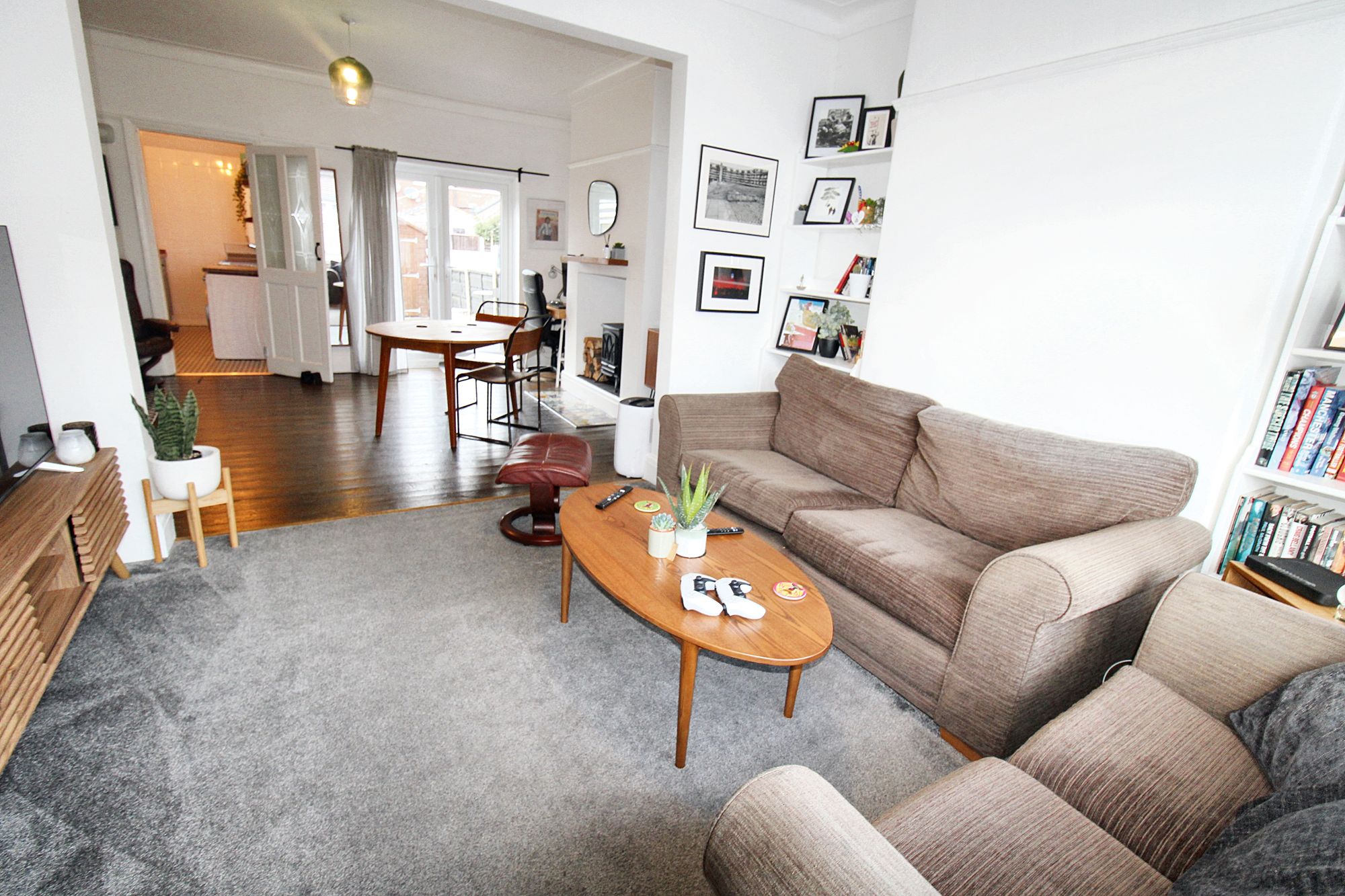 House to rent in Alandale Avenue, Manchester  - Property Image 2