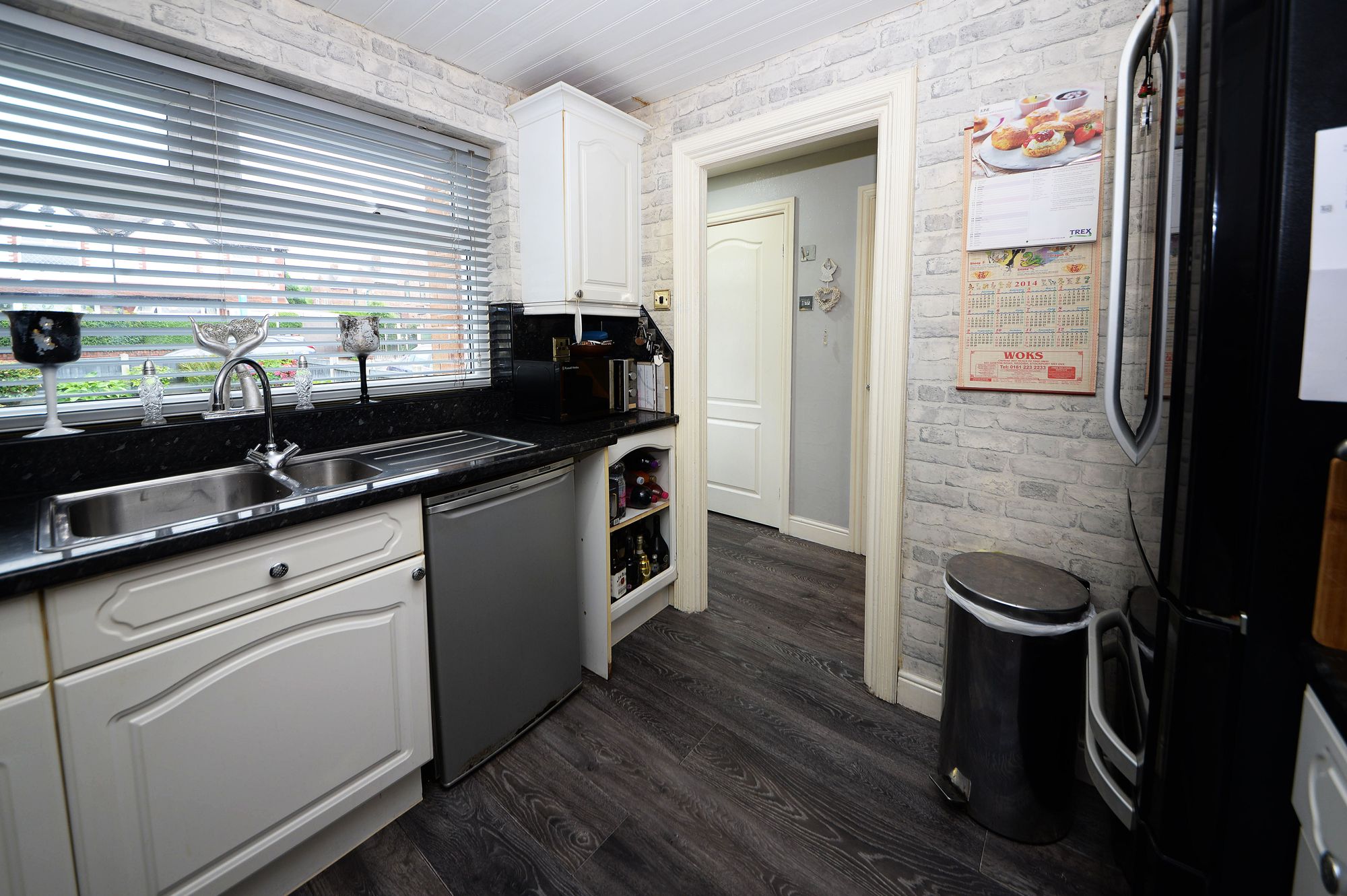 3 bed semi-detached house for sale in Arras Grove, Manchester  - Property Image 11