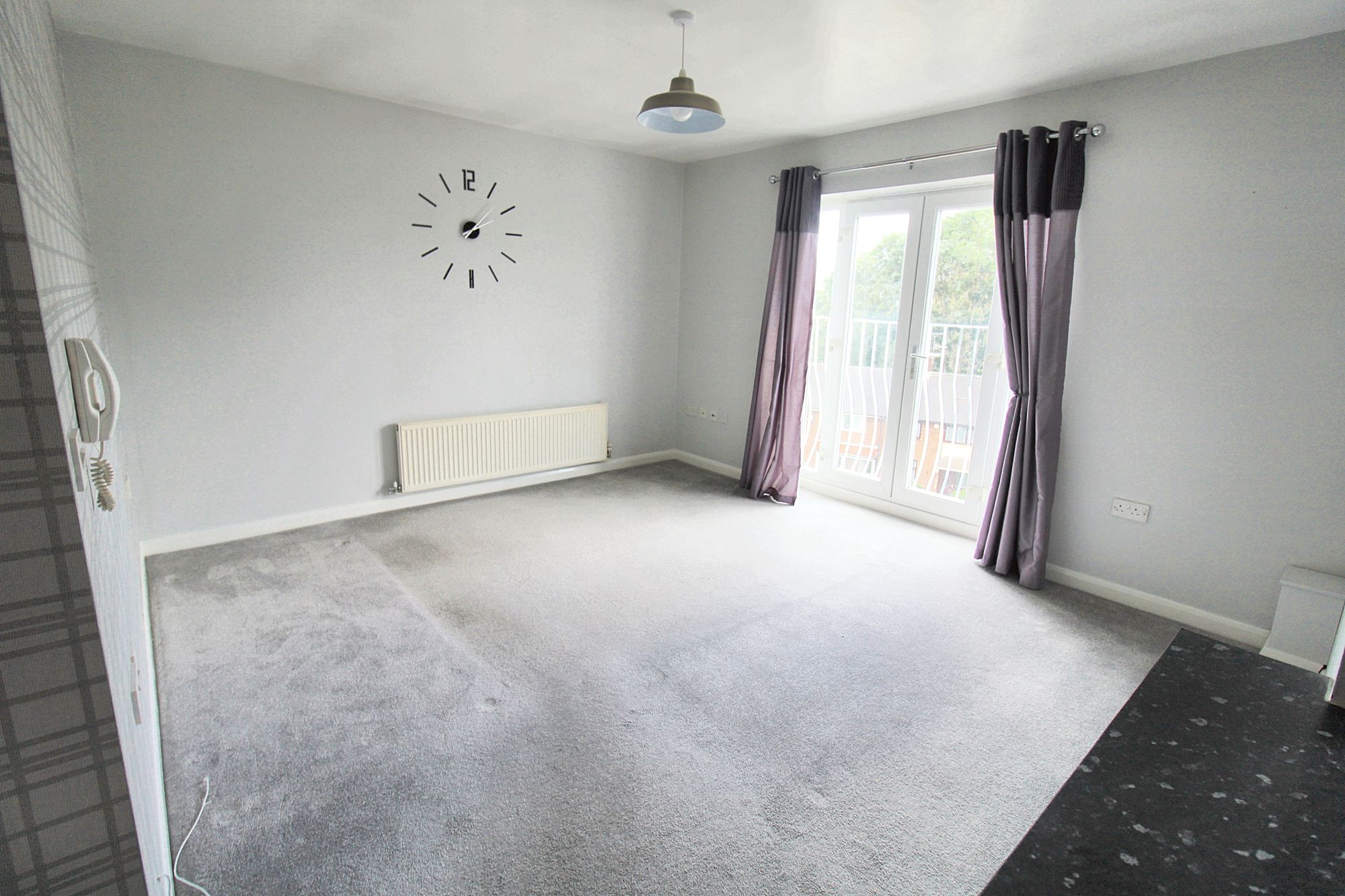 2 bed apartment for sale in Wordsworth Road, Manchester  - Property Image 2