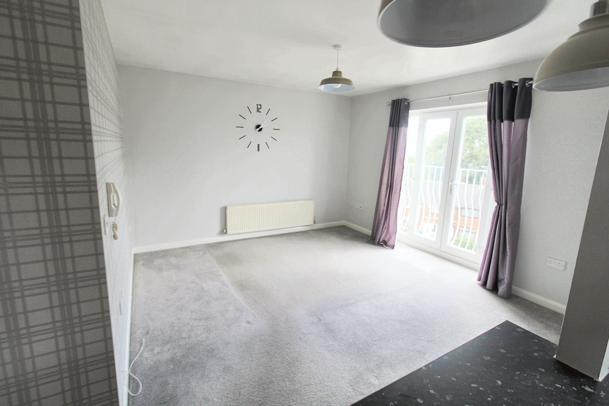 2 bed apartment for sale in Wordsworth Road, Manchester  - Property Image 3