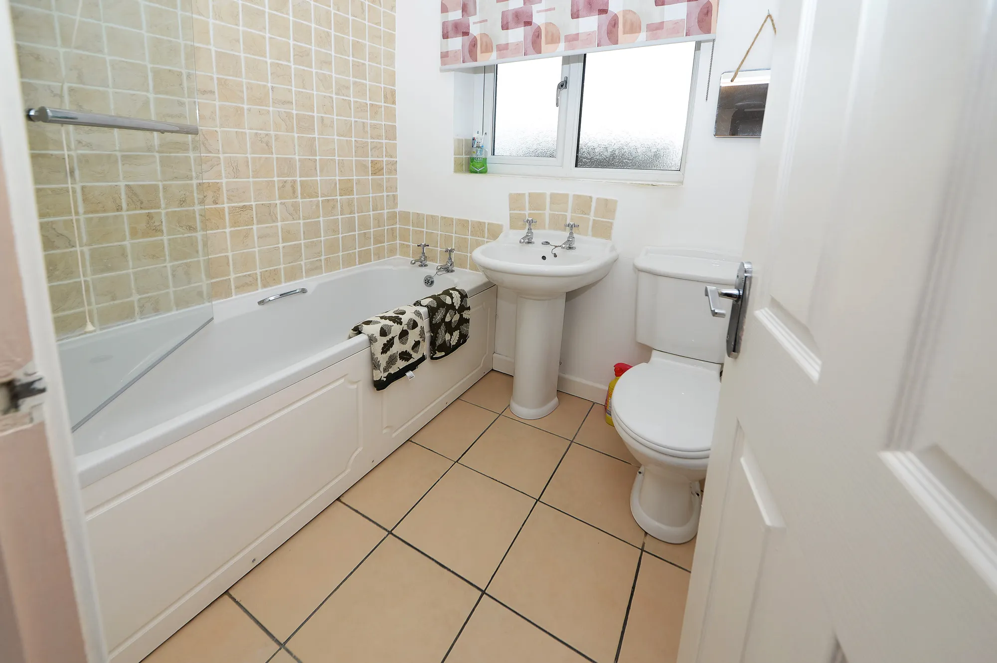 3 bed semi-detached house for sale in Rushmere, Ashton-Under-Lyne  - Property Image 21