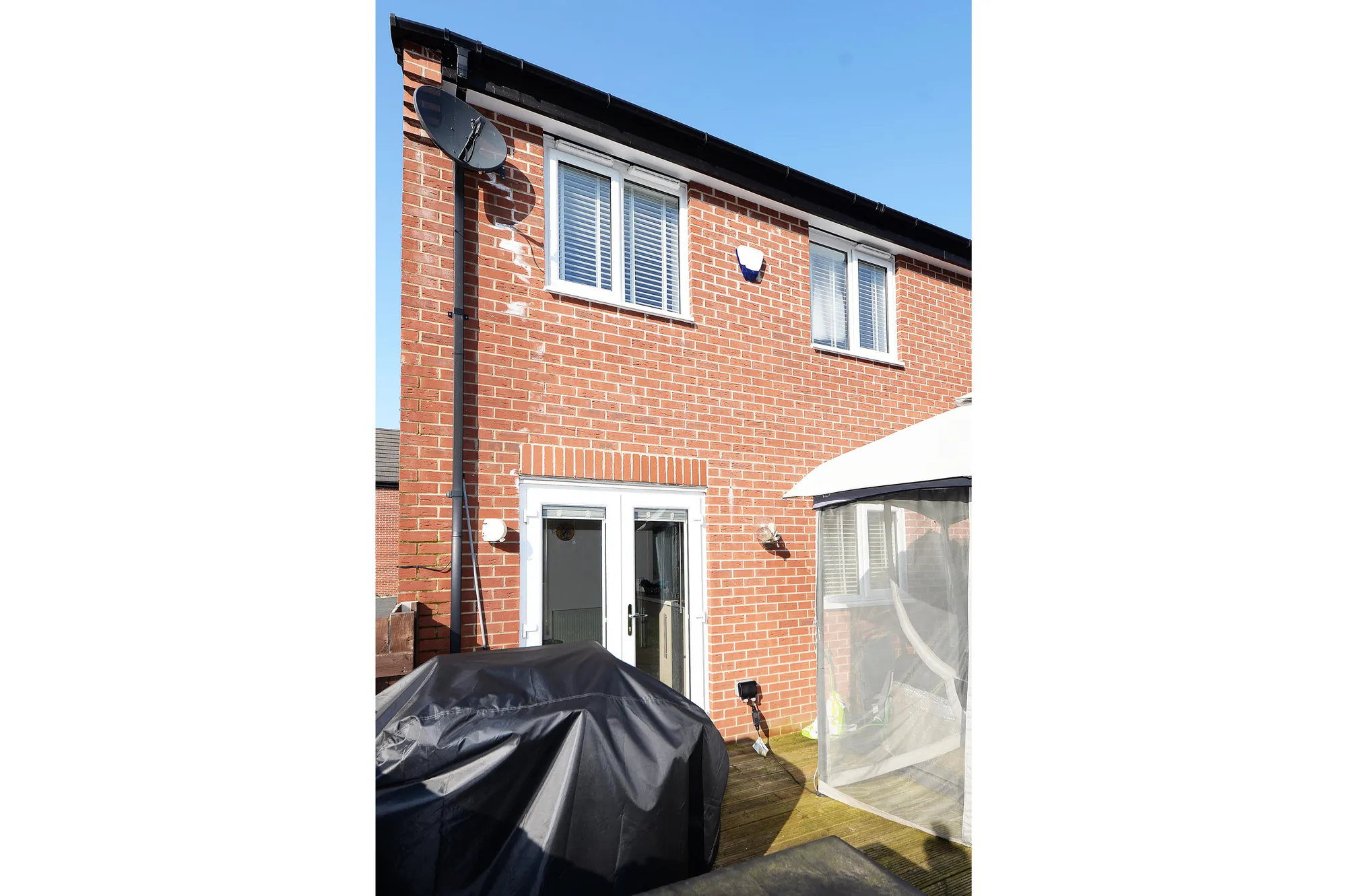 3 bed semi-detached house for sale in Peak Forest Close, Hyde  - Property Image 27