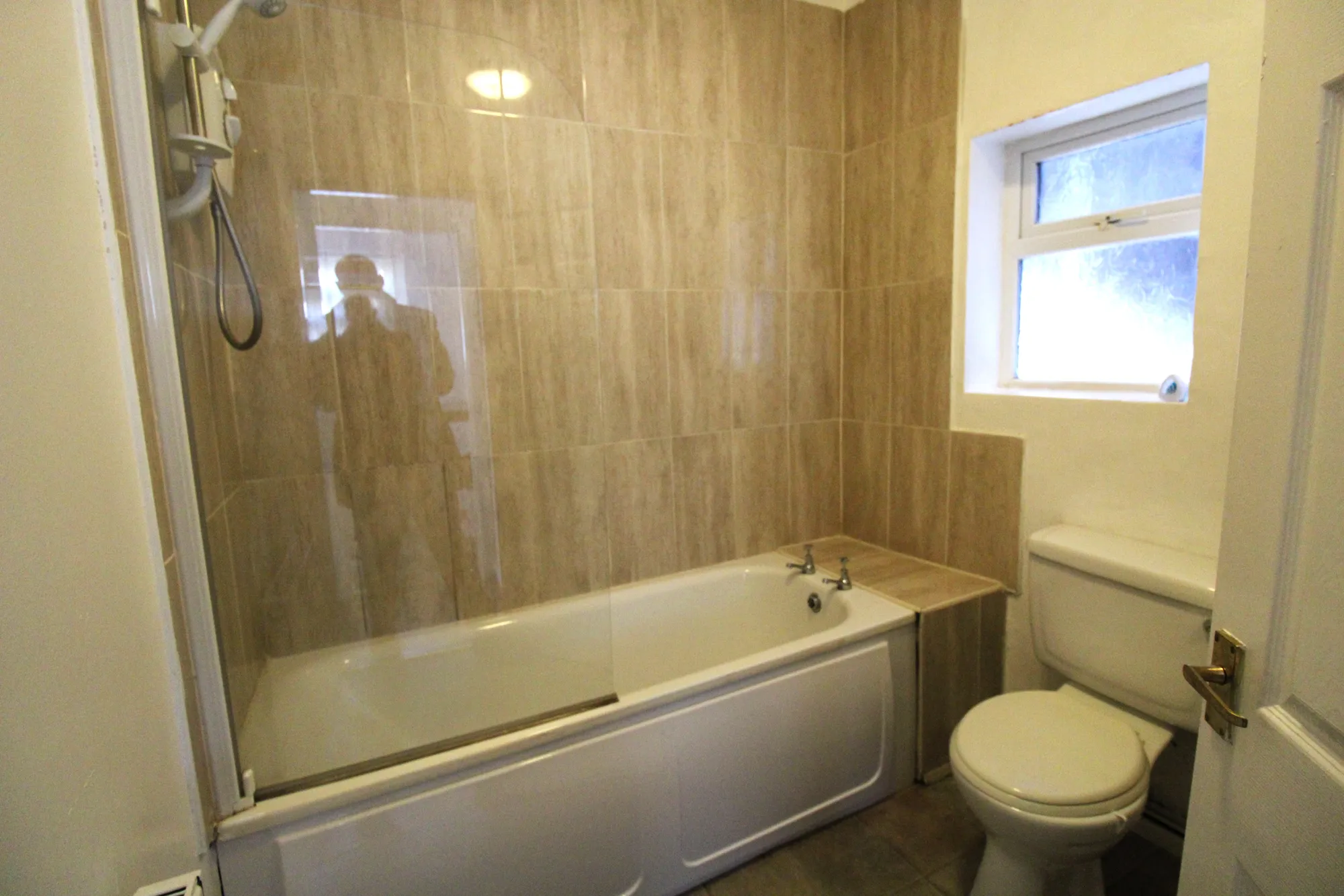 2 bed apartment to rent in Whiteacre Road, Ashton-Under-Lyne  - Property Image 9