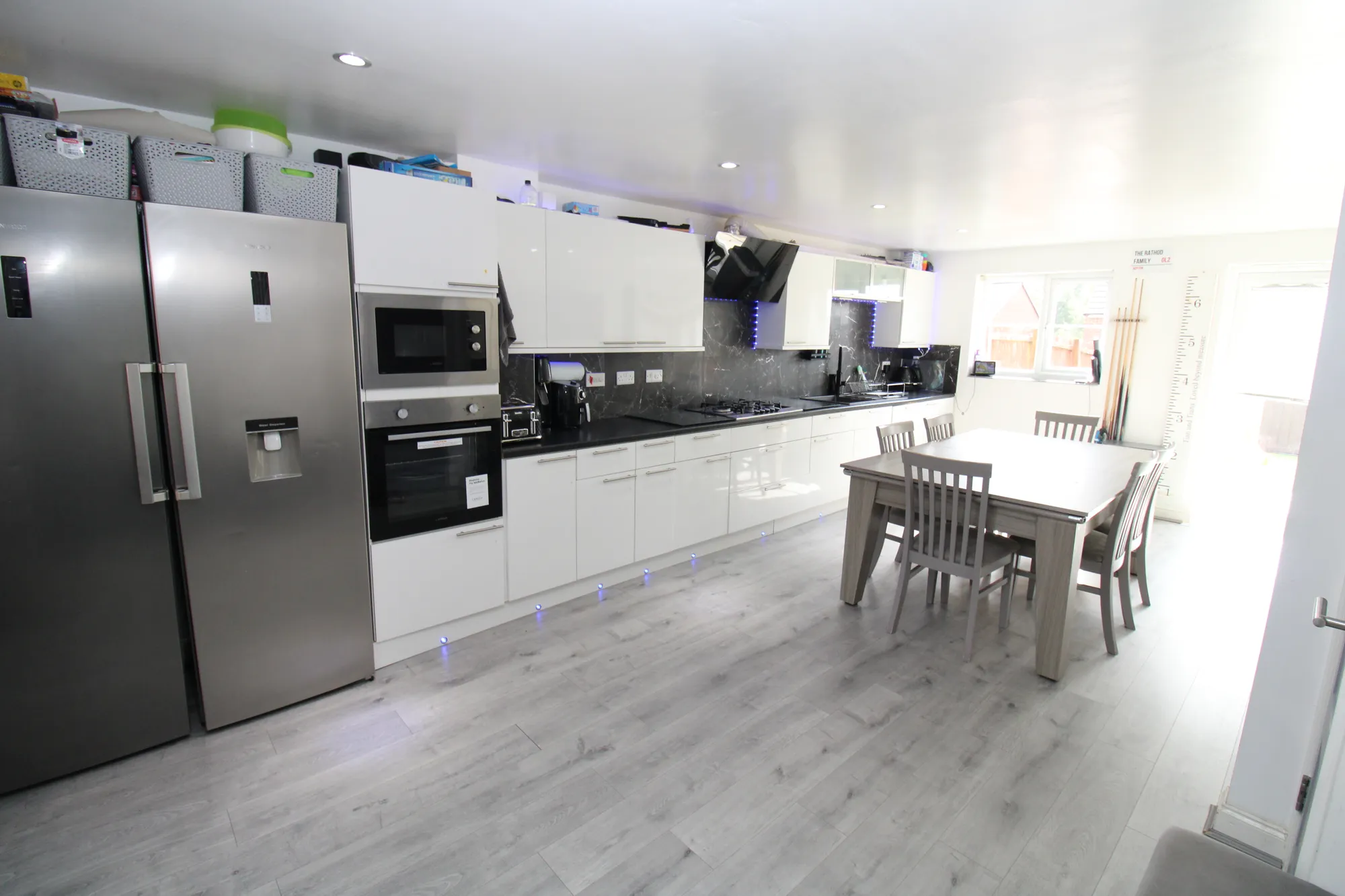 4 bed terraced house for sale in Windmill Close, Oldham  - Property Image 3