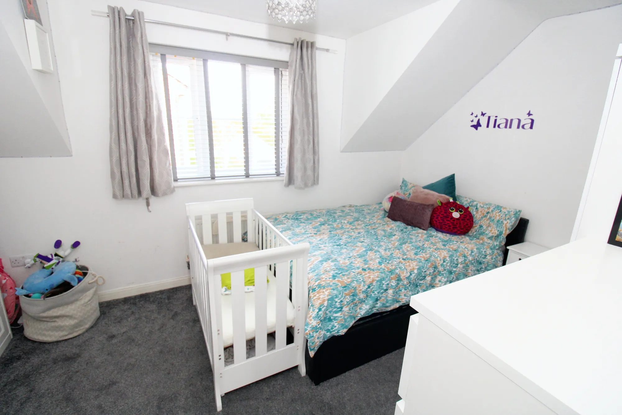 3 bed terraced house for sale in Windmill Close, Oldham  - Property Image 13