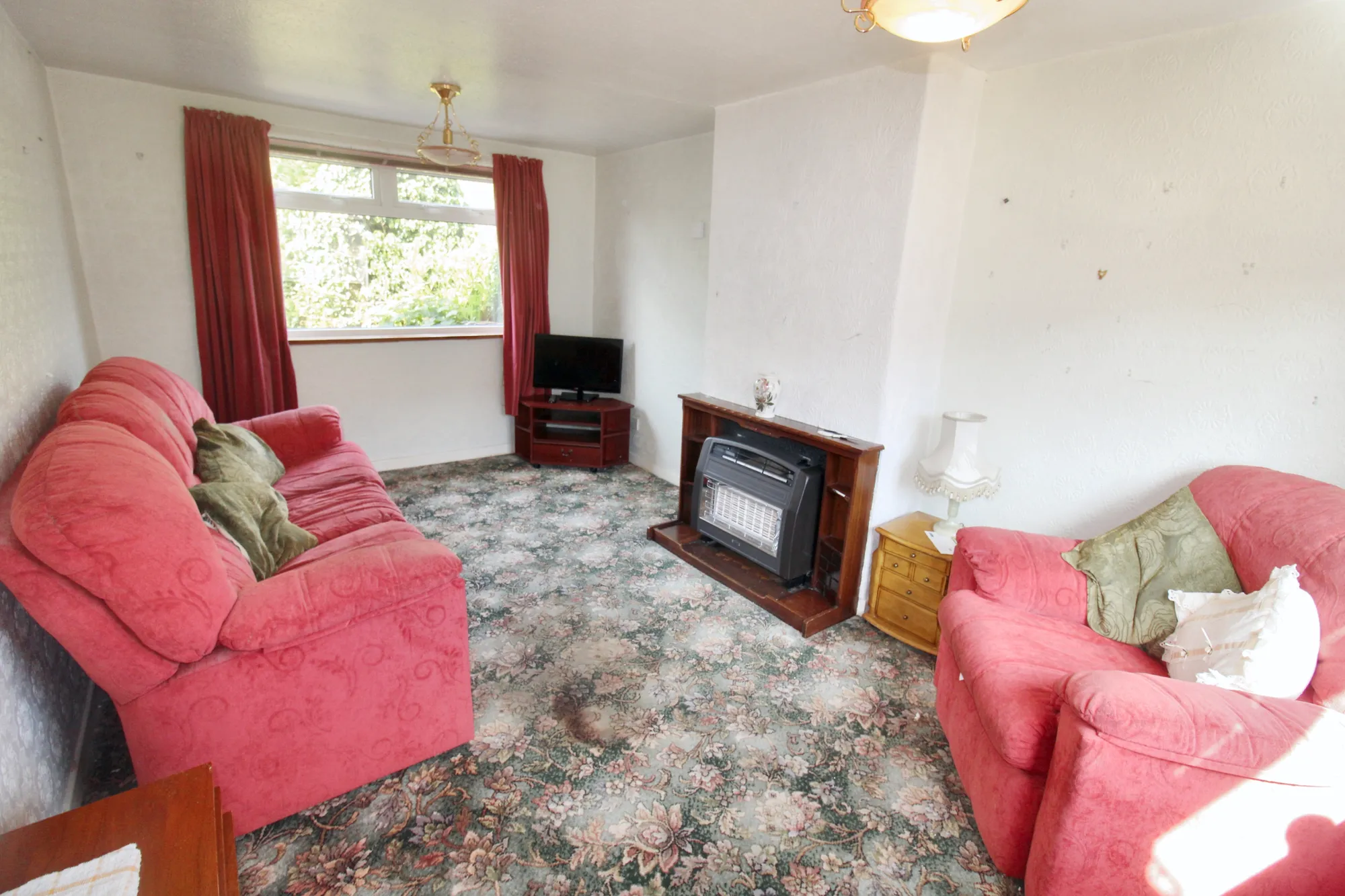 2 bed house for sale in Coronation Avenue, Dukinfield  - Property Image 2