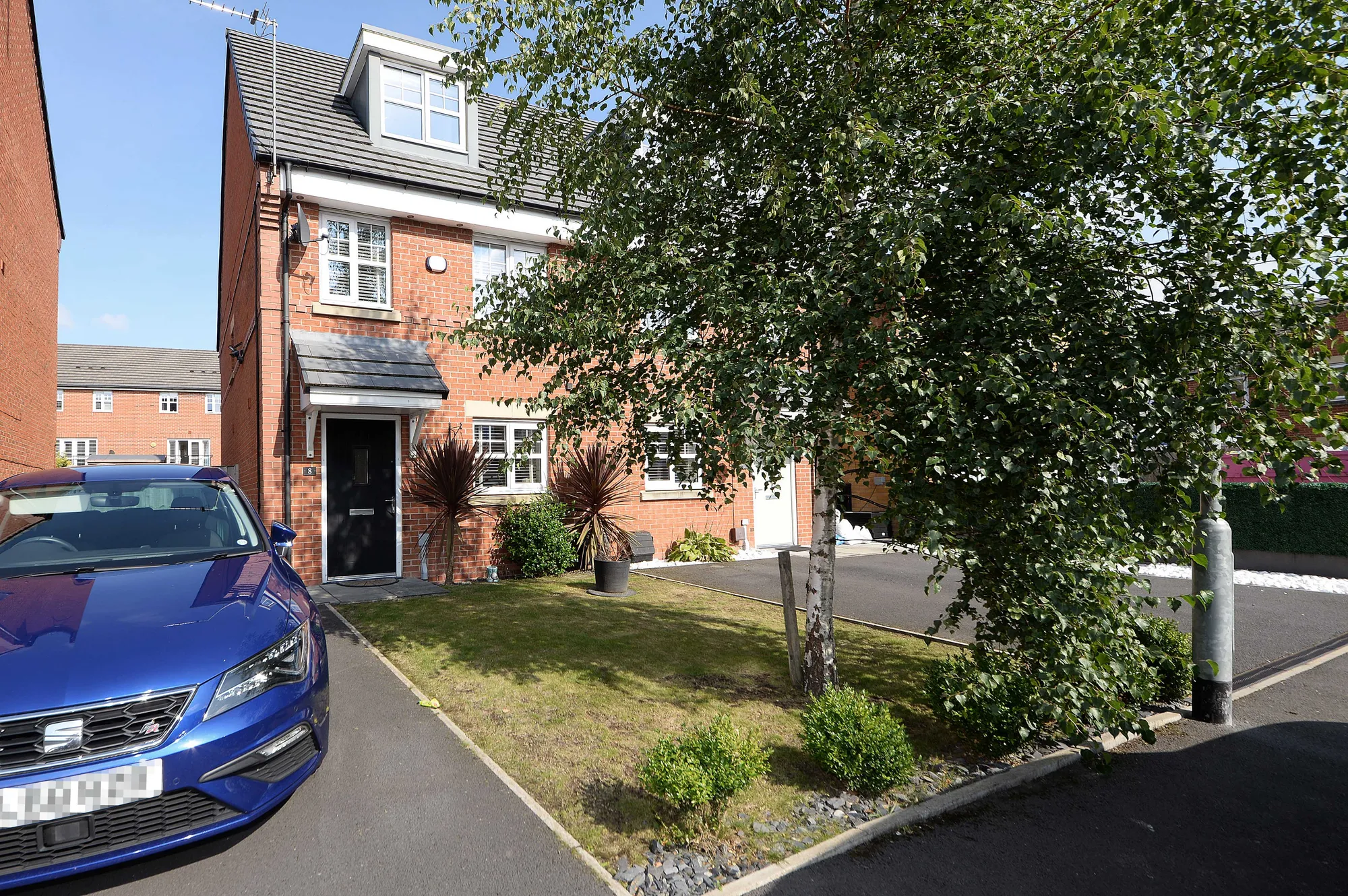 3 bed semi-detached house for sale in Woodhouses Avenue, Manchester  - Property Image 1