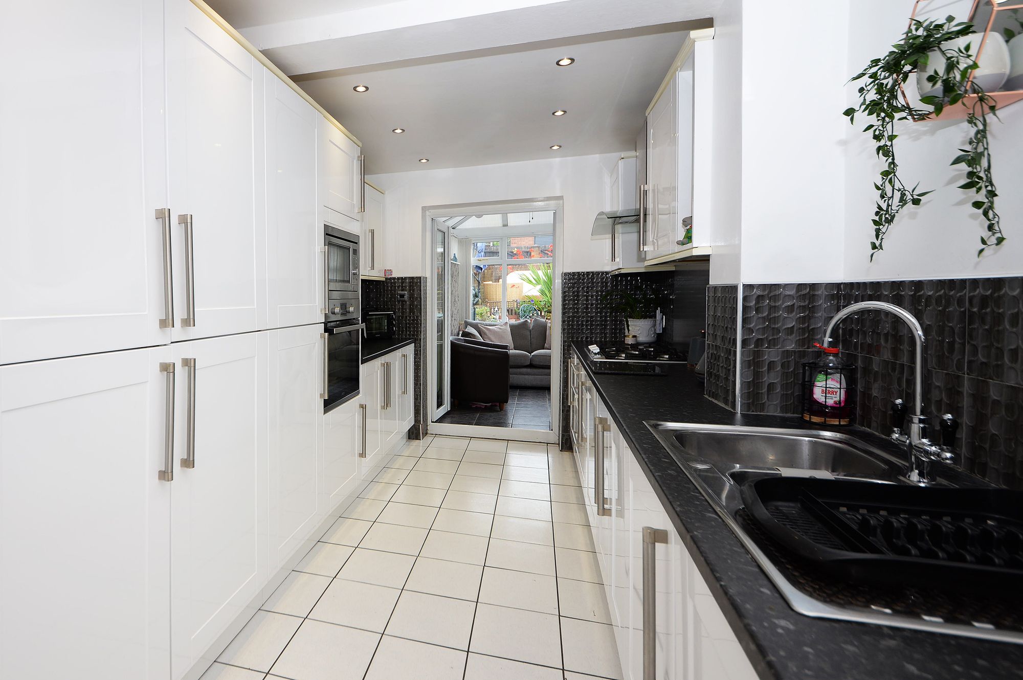 2 bed house for sale in Fraternitas Terrace, Manchester  - Property Image 11