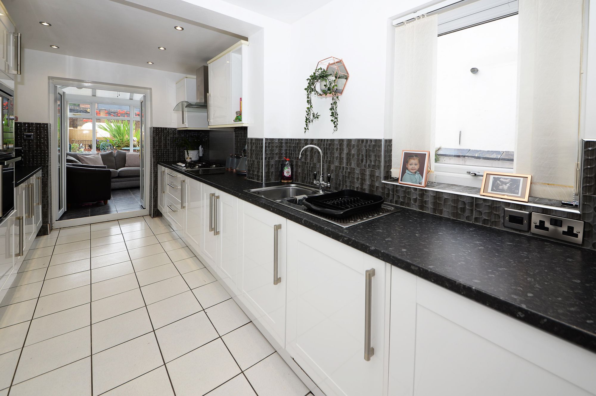 2 bed house for sale in Fraternitas Terrace, Manchester  - Property Image 13