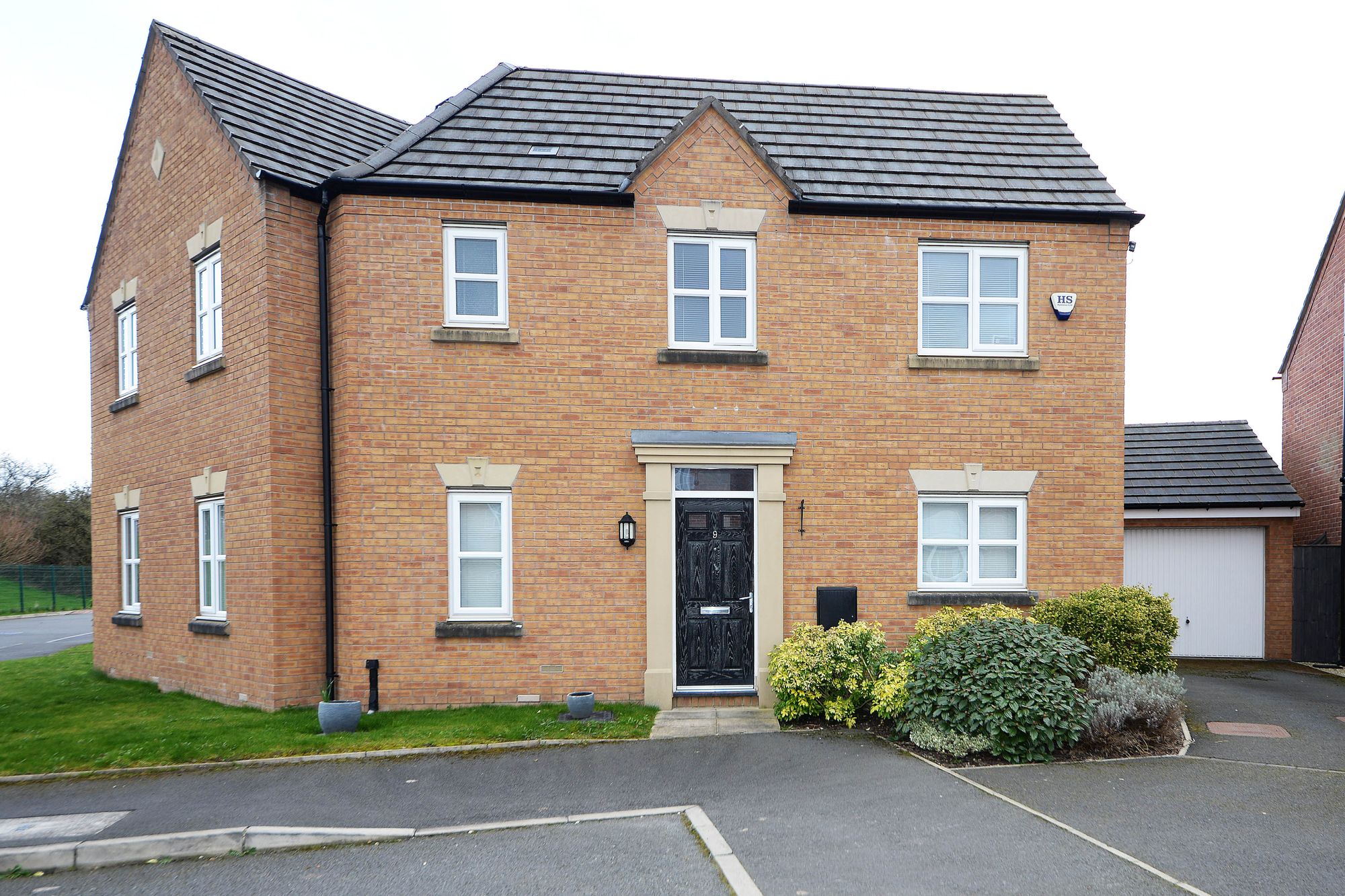 3 bed semi-detached house to rent in Duchess Drive, Manchester  - Property Image 1