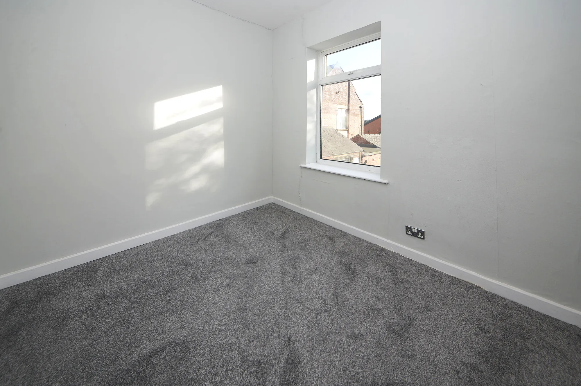 2 bed house for sale in St. James Street, Ashton-Under-Lyne, OL6 (ref ...