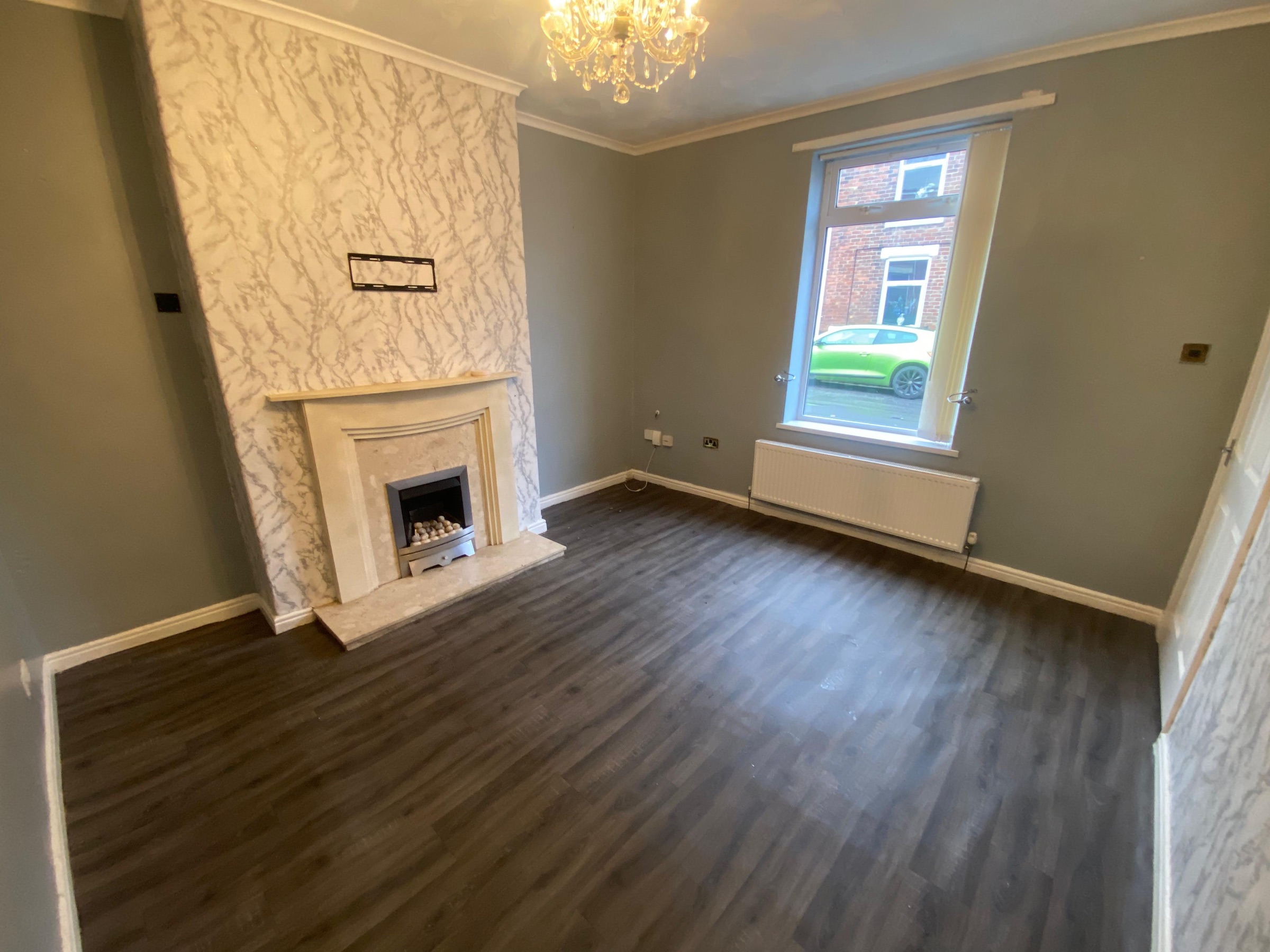 3 bed end of terrace house to rent in Eleventh Street, Hartlepool 1