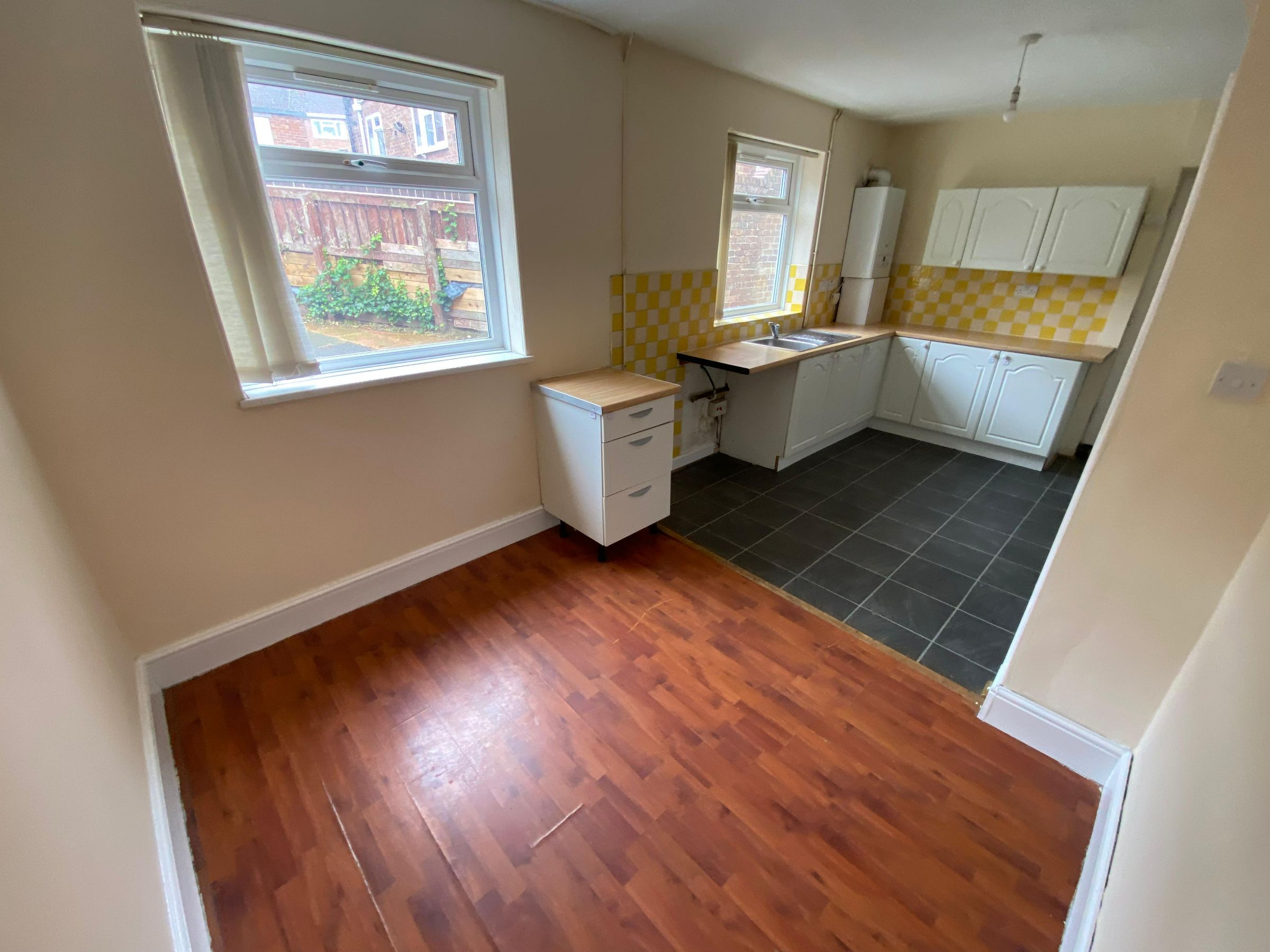 2 bed semi-detached house to rent in Tuscan Road, Sunderland 3