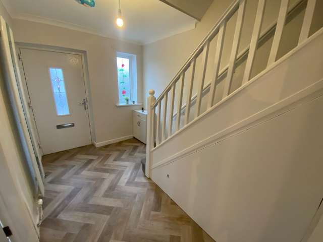 4 bed terraced house to rent in Redcar Road, Stockton-on-Tees  - Property Image 3