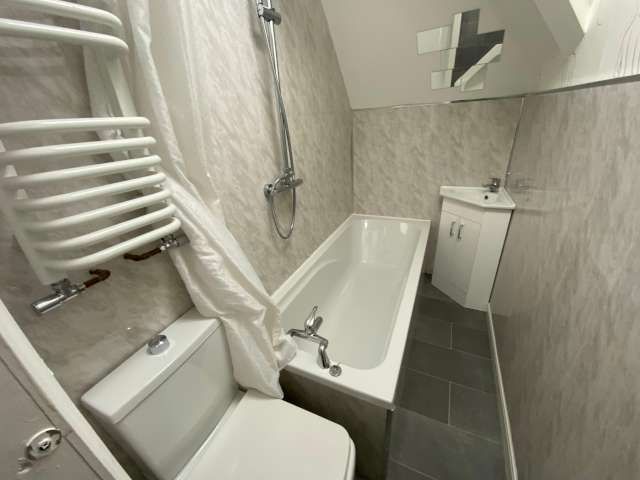 4 bed terraced house to rent in Redcar Road, Stockton-on-Tees  - Property Image 12