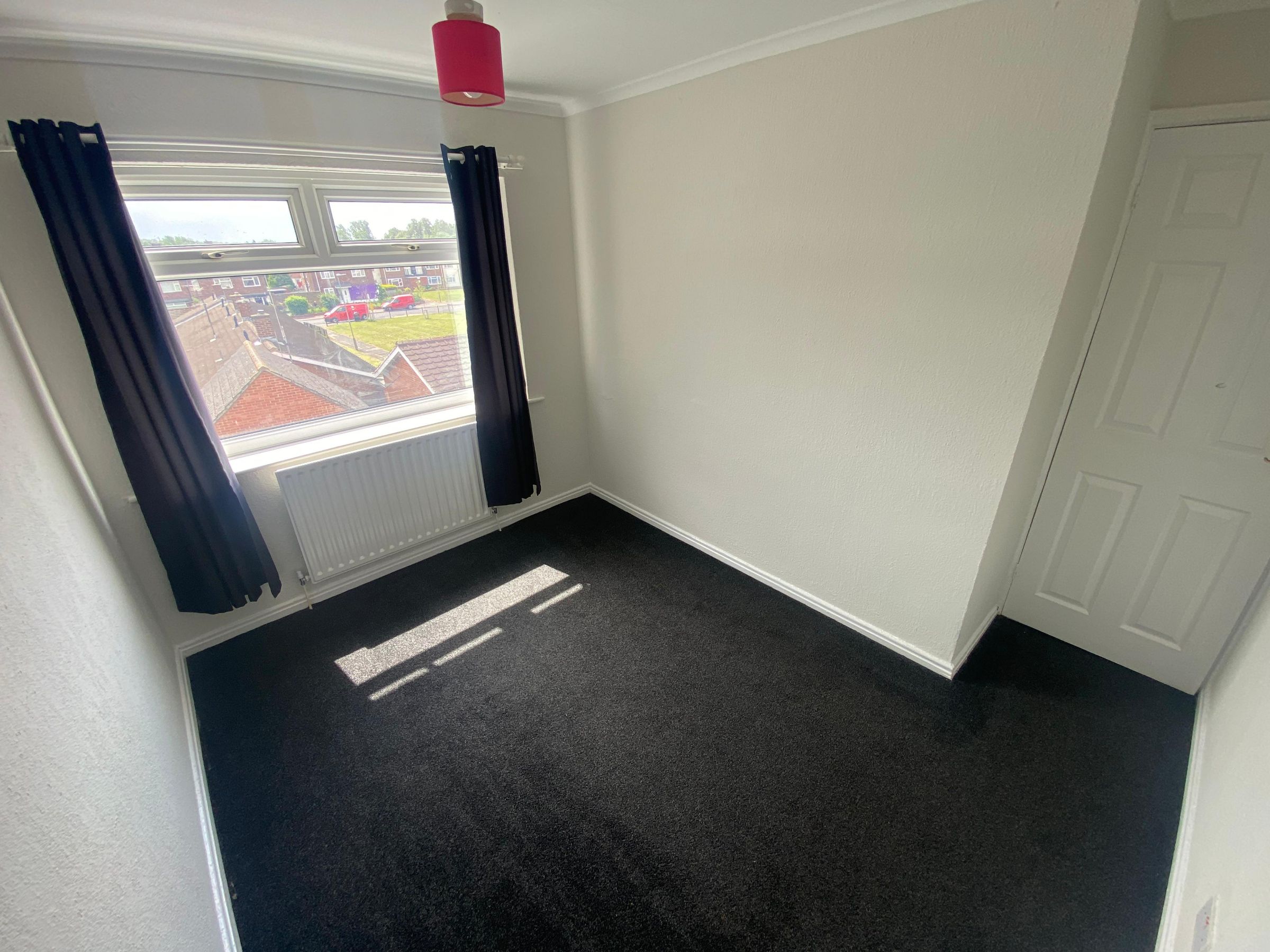 2 bed flat to rent in Carmel Gardens, Stockton  - Property Image 4