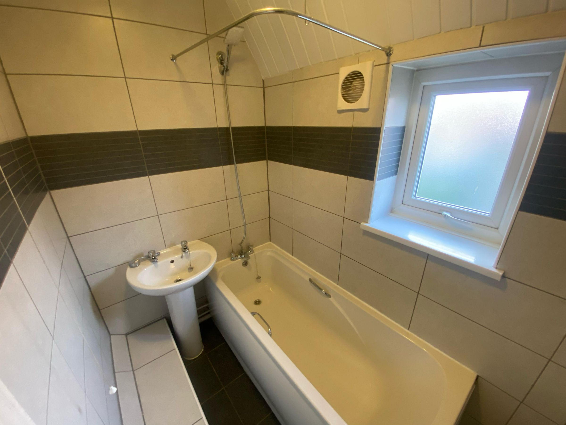 3 bed terraced house to rent in Acanthus Avenue, Newcastle-upon-Tyne 7