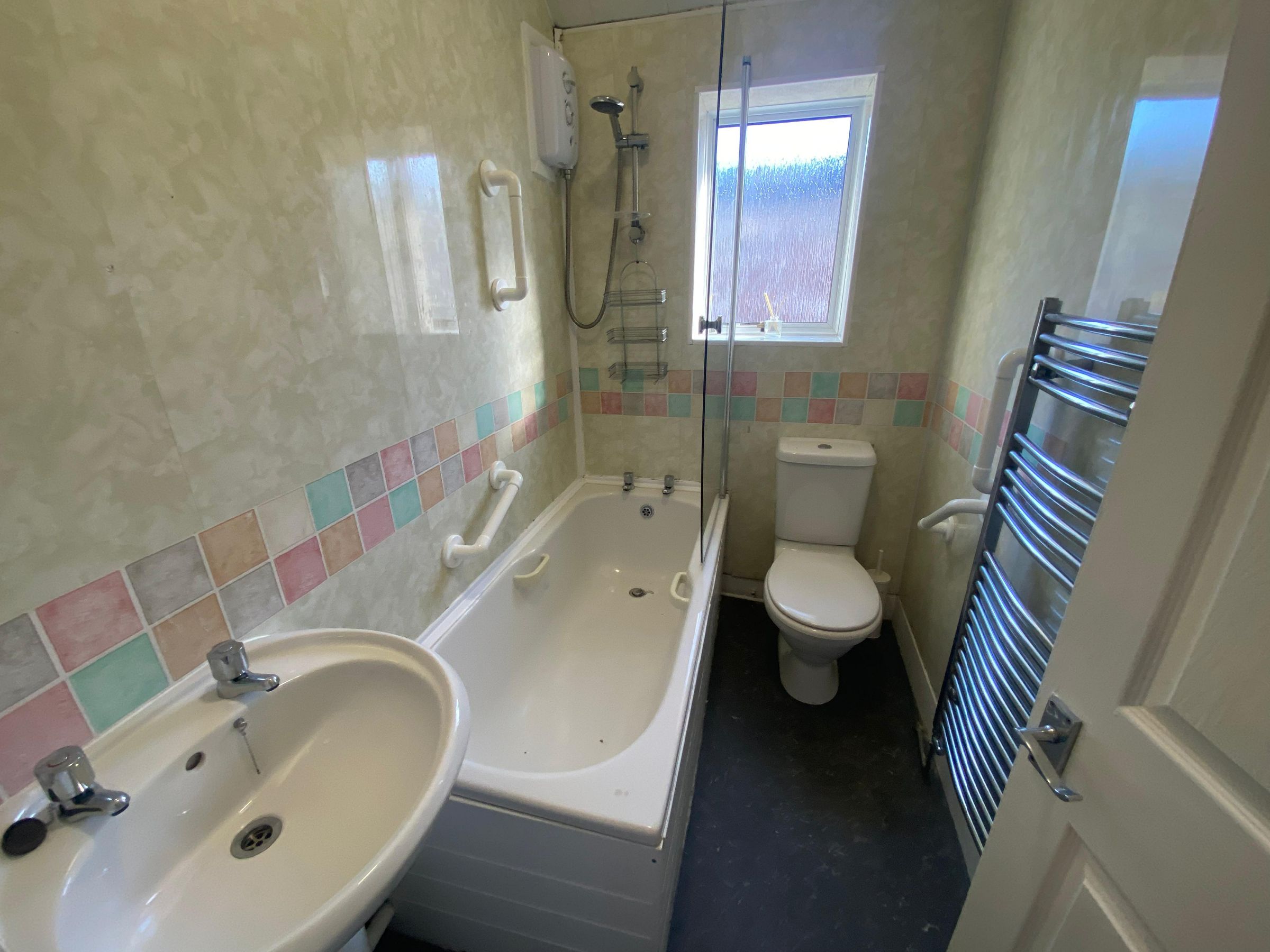 2 bed terraced house to rent in Fowler Gardens, Gateshead  - Property Image 7