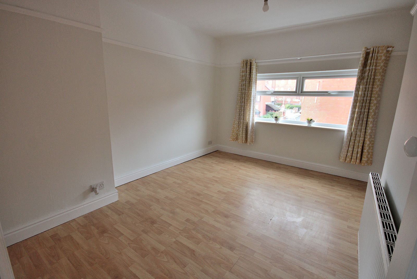 2 bed terraced house to rent in Seaforth Vale North, Liverpool  - Property Image 5