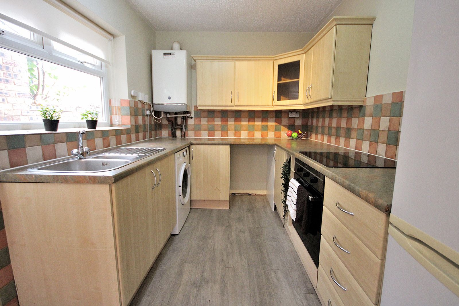 2 bed terraced house to rent in Seaforth Vale North, Liverpool  - Property Image 4