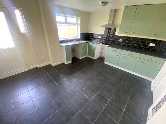 4 bed terraced house to rent in Bowhill Way, Cleveland  - Property Image 3