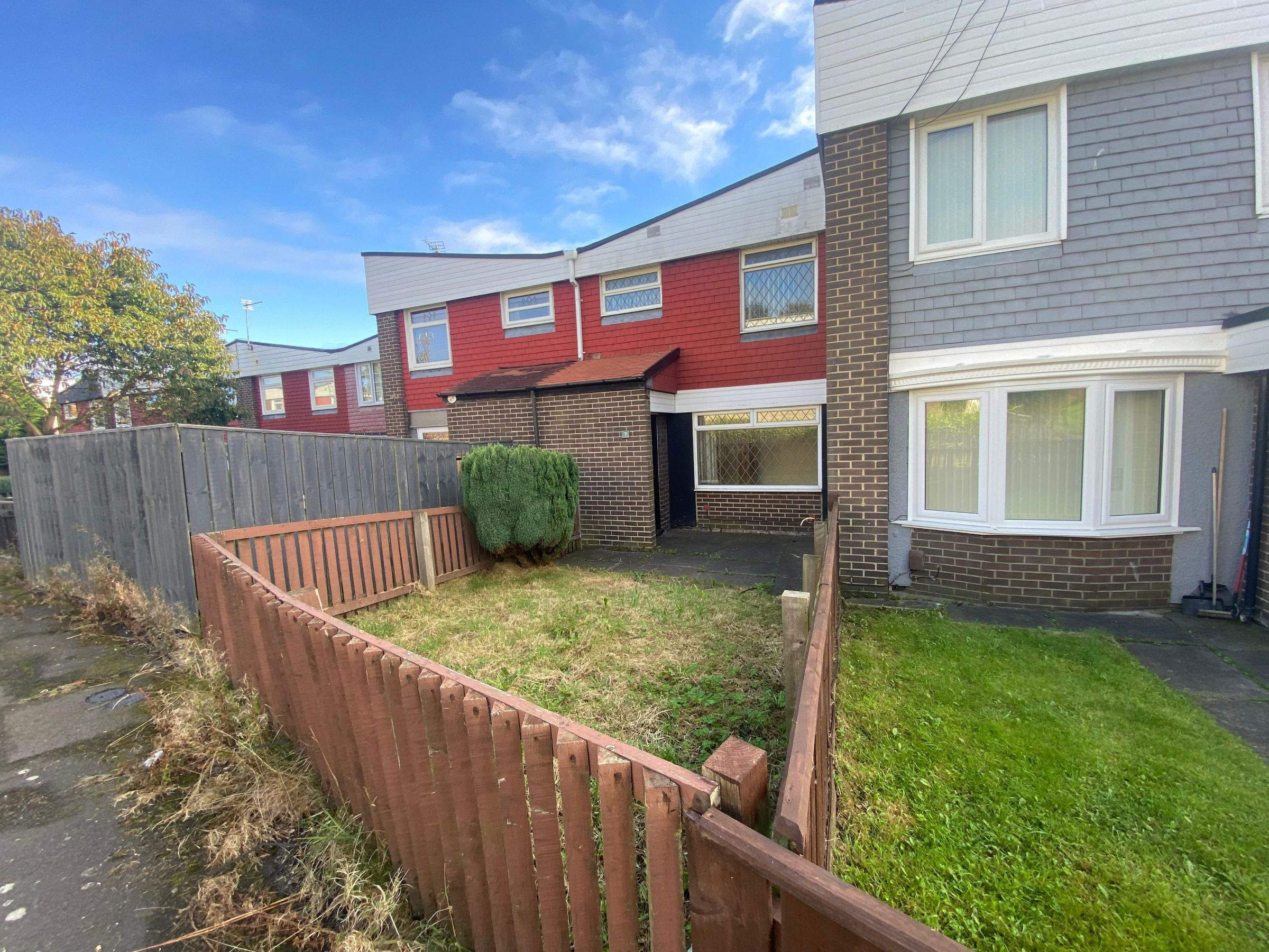 3 bed terraced house to rent in Fernlough, Gateshead, NE9