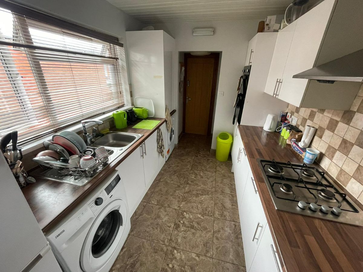 4 bed house share to rent in Eglesfield Road, South Shields 4