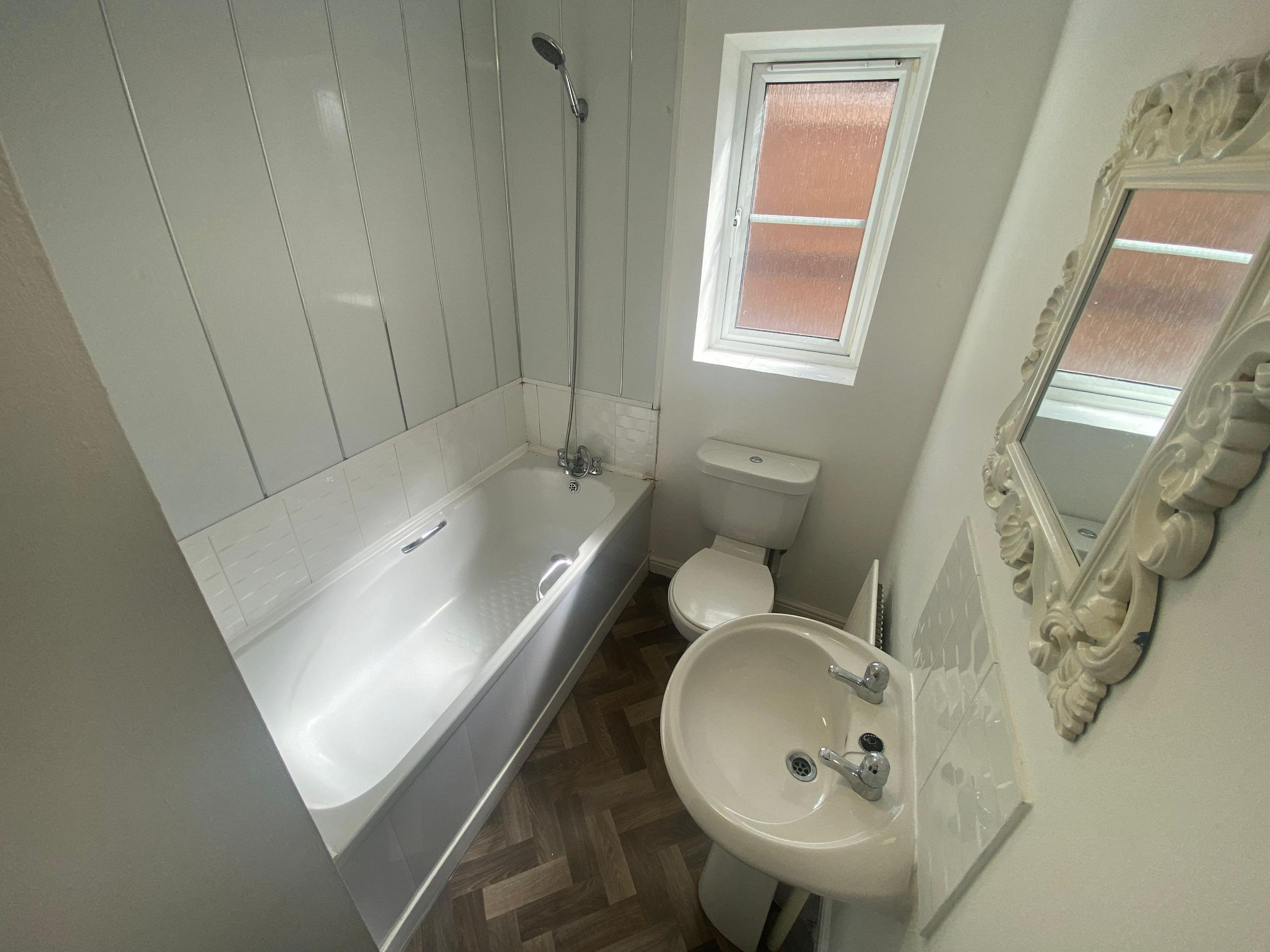 3 bed semi-detached house to rent in Grange Farm Road, Grangetown  - Property Image 5