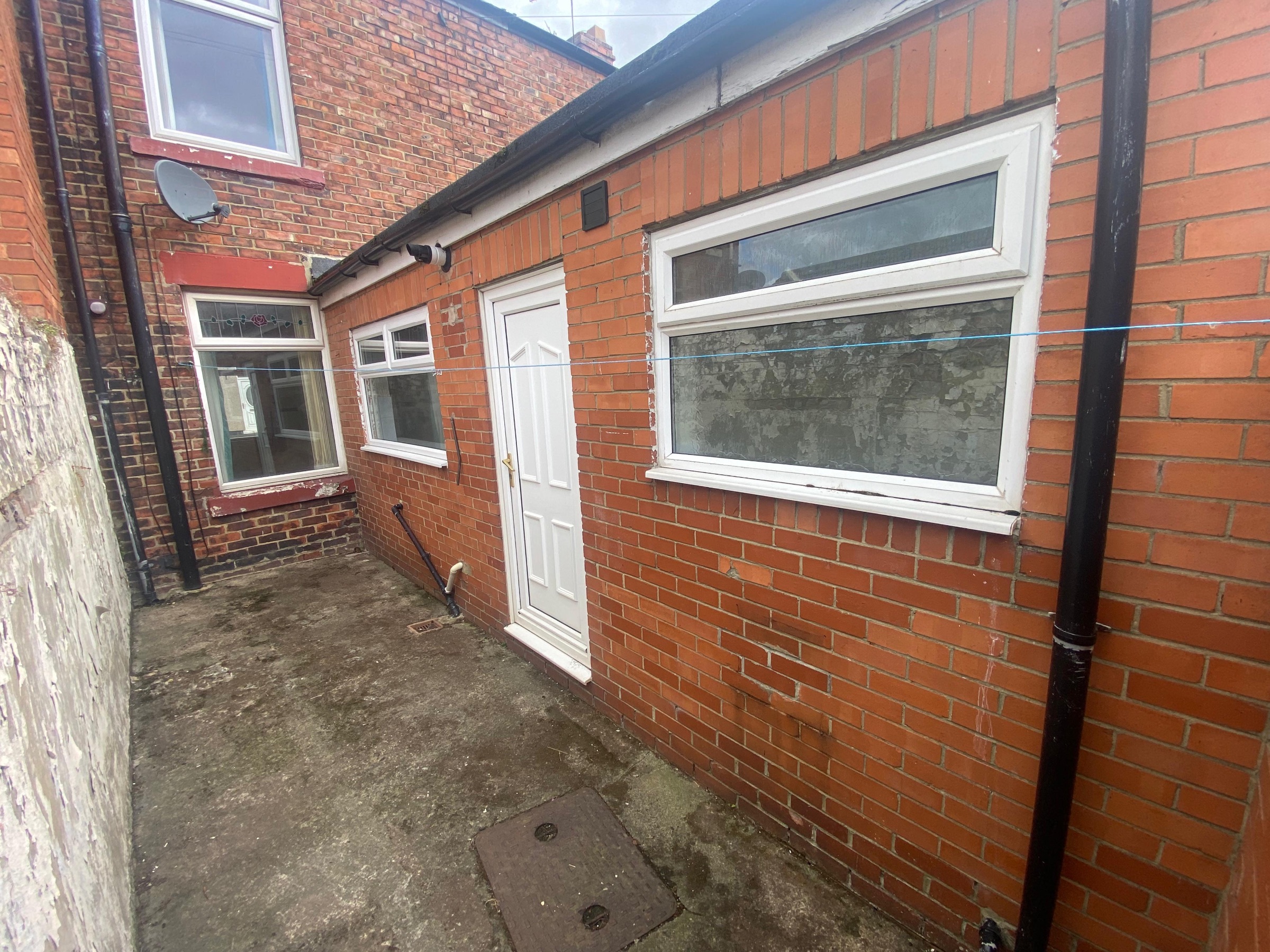 2 bed terraced house to rent in Hillbeck Street, Bishop Auckland 8