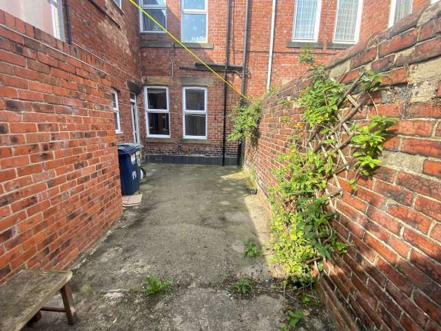 2 bed ground floor flat to rent in Rectory Road, Gateshead  - Property Image 7