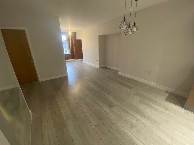 3 bed flat to rent in City Road, Newcastle upon Tyne  - Property Image 3