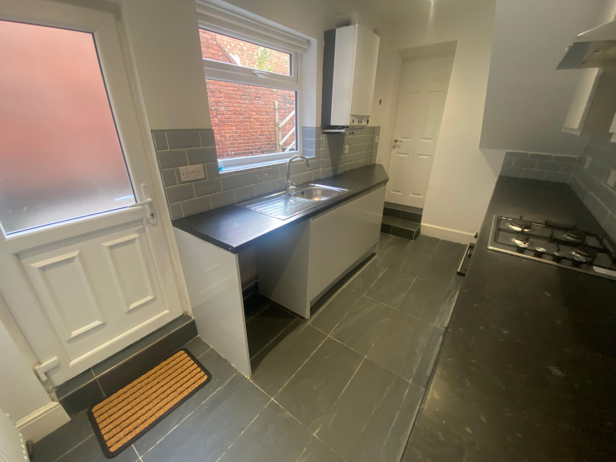 2 bed ground floor flat to rent in Rodsley Avenue, Gateshead  - Property Image 4