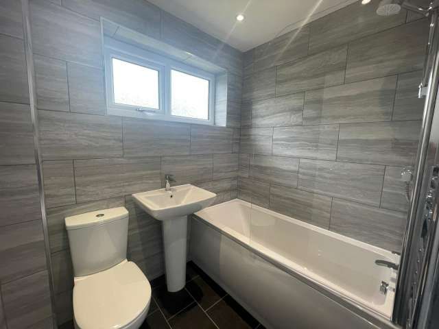 3 bed semi-detached house to rent in Amesbury Crescent, Middlesbrough  - Property Image 7
