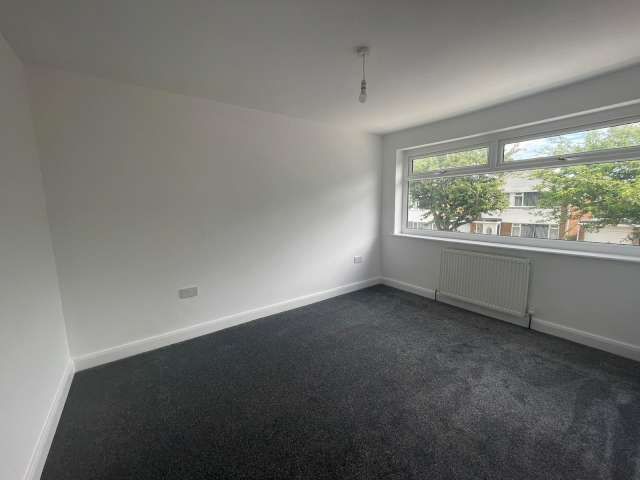 3 bed semi-detached house to rent in Amesbury Crescent, Middlesbrough  - Property Image 4