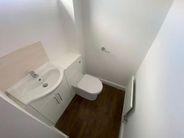 3 bed end of terrace house to rent in Hawksley, Newcastle upon Tyne  - Property Image 5