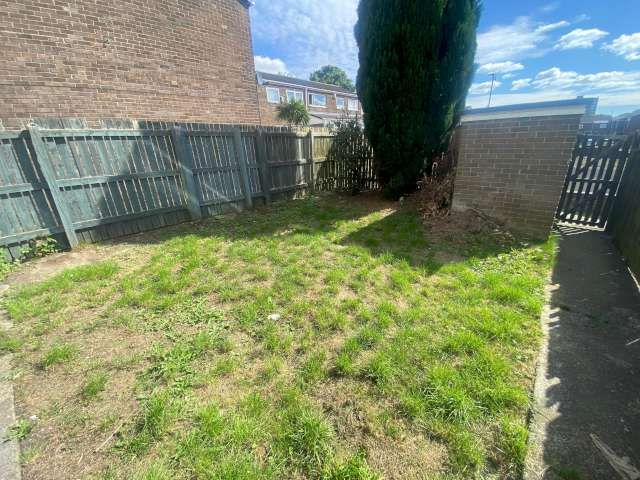 3 bed end of terrace house to rent in Hawksley, Newcastle upon Tyne  - Property Image 10