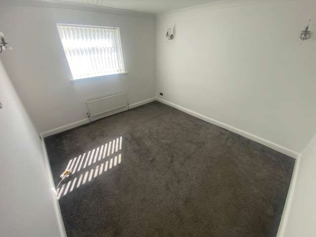 3 bed end of terrace house to rent in Hawksley, Newcastle upon Tyne  - Property Image 7