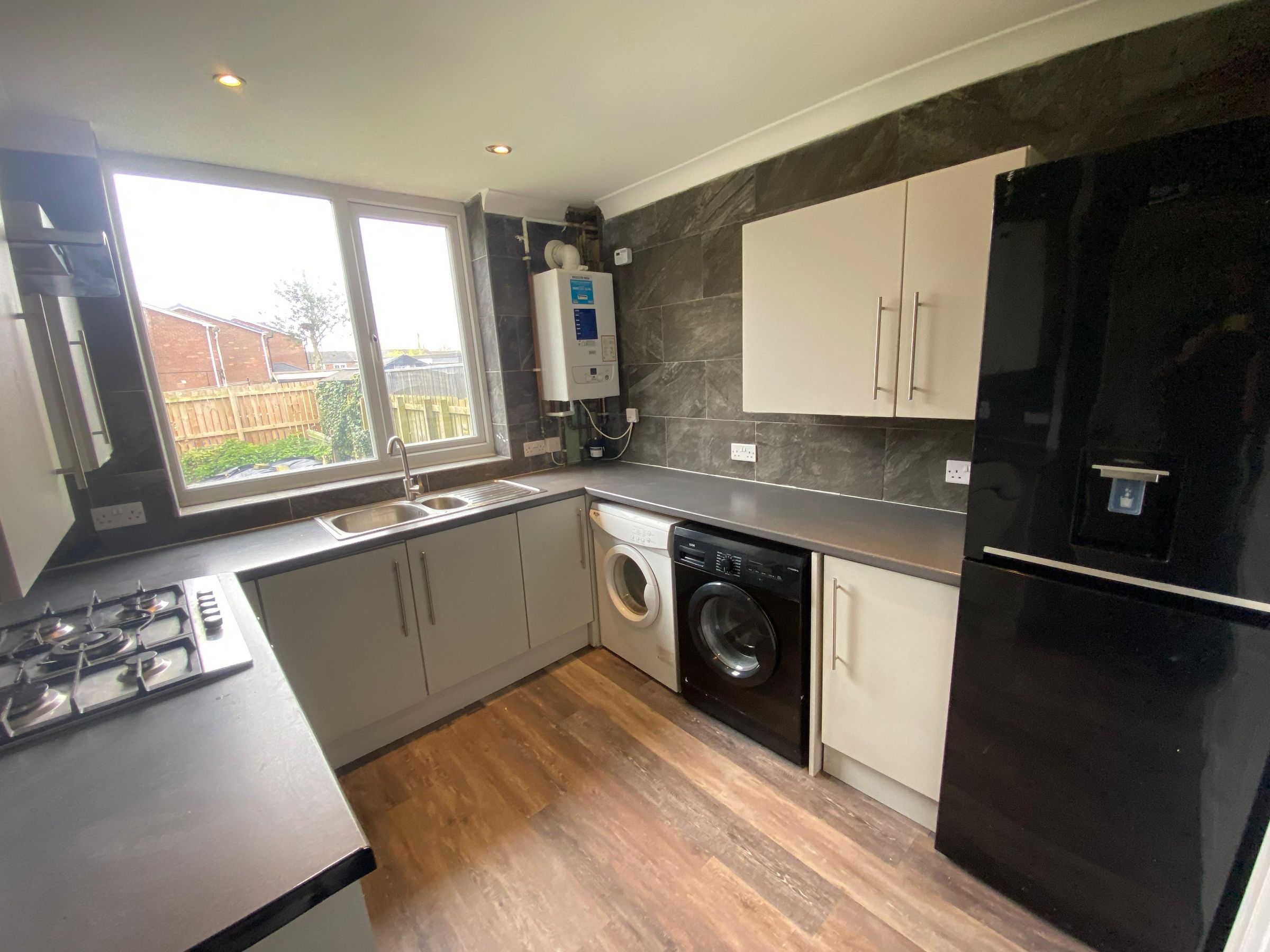 3 bed terraced house to rent in Hedgehope Road, Newcastle upon Tyne 2