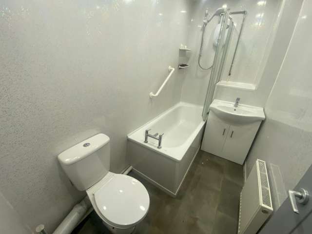 3 bed flat to rent in Bishops Avenue, Newcastle upon Tyne 7