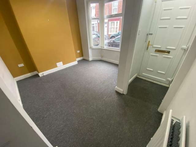 2 bed terraced house to rent in Upton Street, Middlesbrough  - Property Image 3