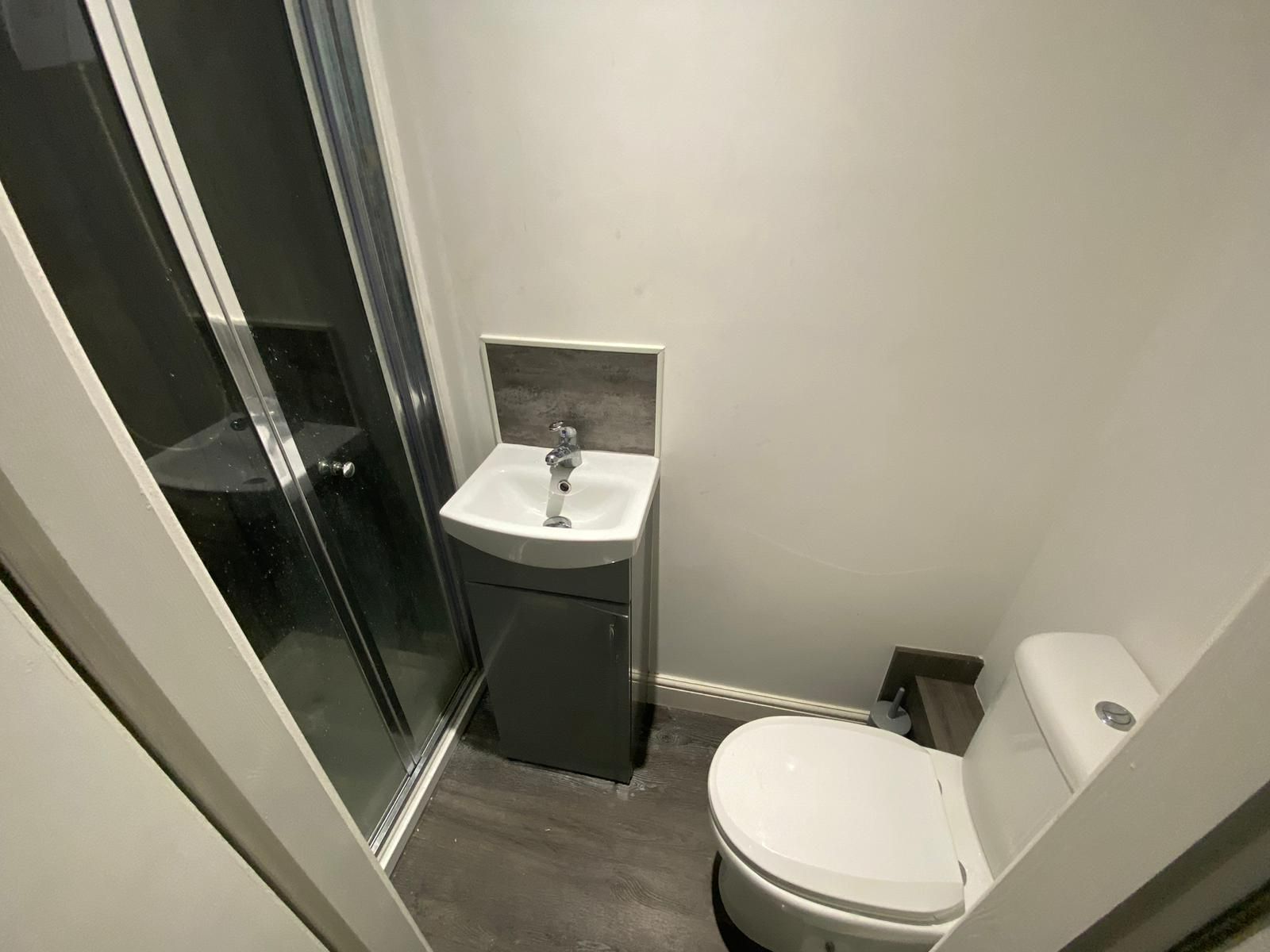 5 bed house share to rent in Grove Road, Middlesbrough 8