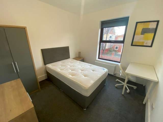 5 bed house share to rent in Grove Road, Middlesbrough 3