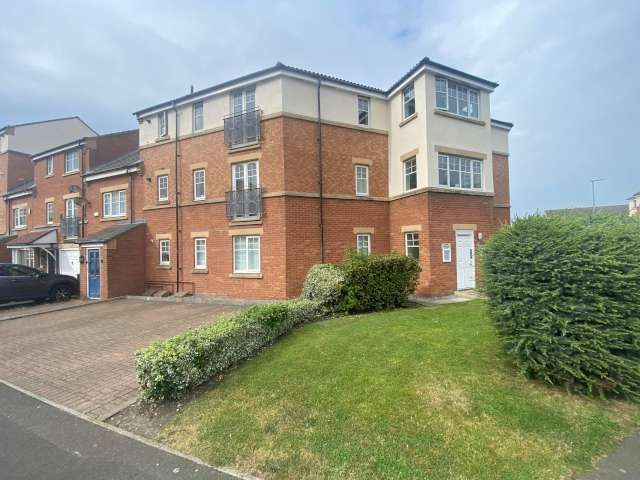 2 bed flat to rent in Foster Drive, Gateshead  - Property Image 1