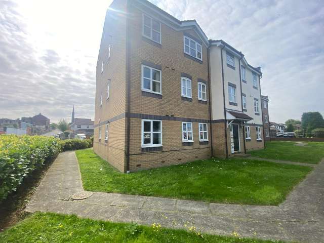 2 bed flat to rent in The Riverside, Hebburn  - Property Image 1